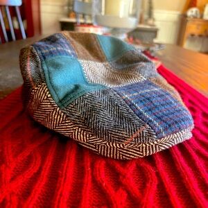 Boston Scally Hat / Plaid / Never Worn